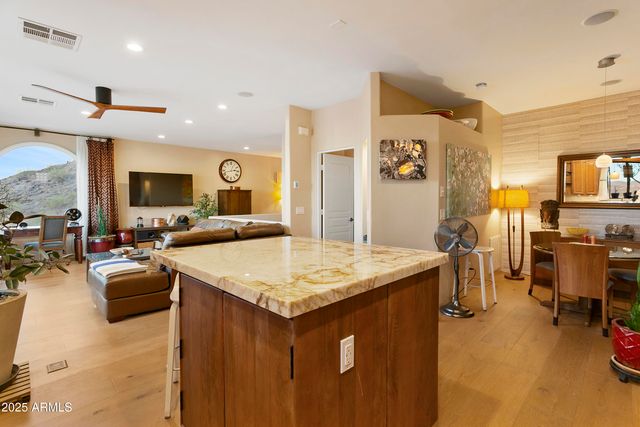 10005 N 1ST Drive, Phoenix, AZ 85021