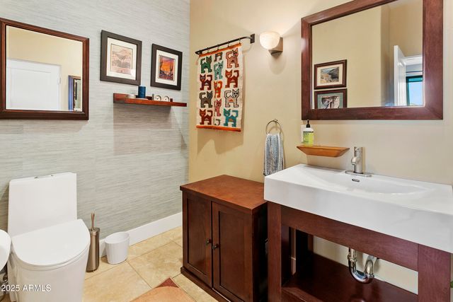 10005 N 1ST Drive, Phoenix, AZ 85021