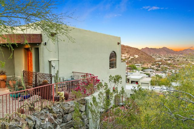 10005 N 1ST Drive, Phoenix, AZ 85021