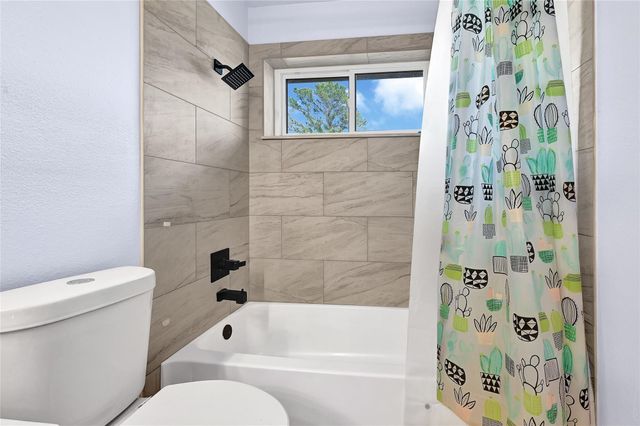 5910 Rolff Lane, Houston, TX 77084