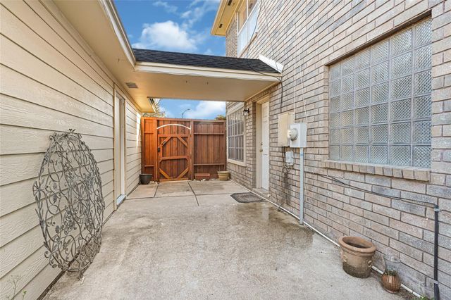 5910 Rolff Lane, Houston, TX 77084