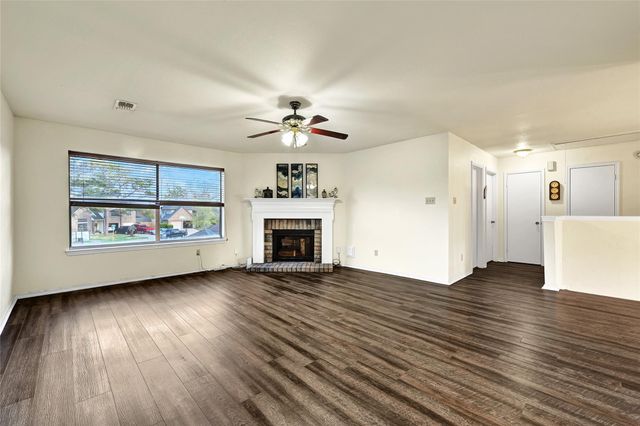 5910 Rolff Lane, Houston, TX 77084