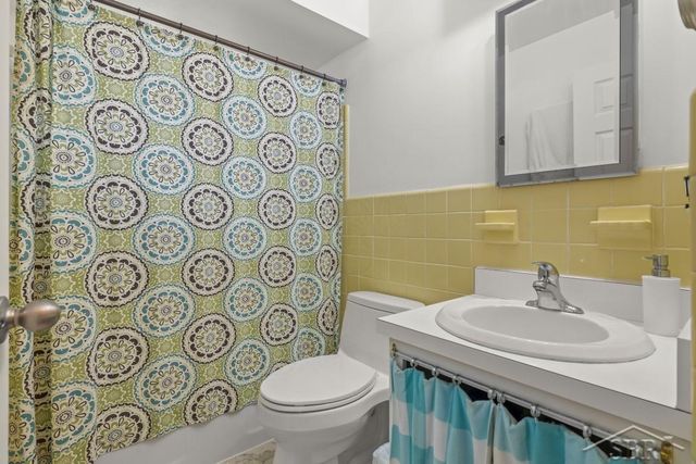 2405 Damman Apt. 201 Drive, Midland, MI 48640