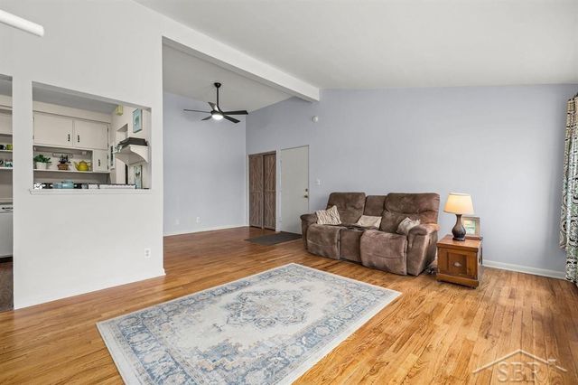 2405 Damman Apt. 201 Drive, Midland, MI 48640