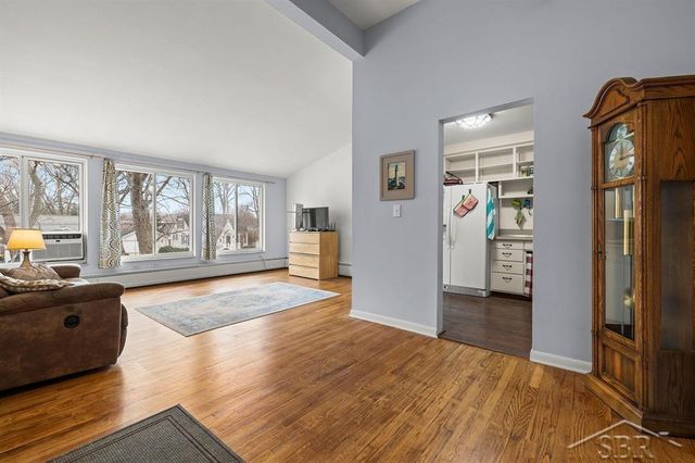 2405 Damman Apt. 201 Drive, Midland, MI 48640