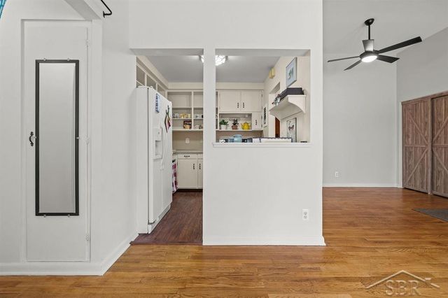 2405 Damman Apt. 201 Drive, Midland, MI 48640