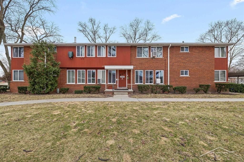 2405 Damman Apt. 201 Drive, Midland, MI 48640