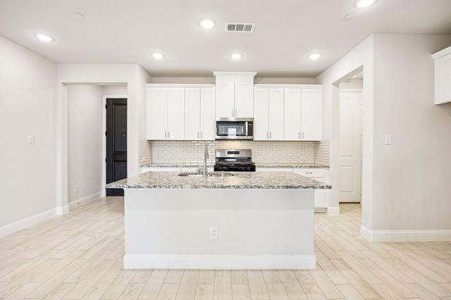 816 Heart Reef Road, Plano, TX 75075