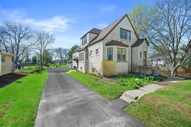 3455 S 96th STREET, Milwaukee, WI 53227