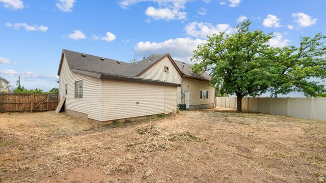 960 W 100 S, Orem, UT 84058