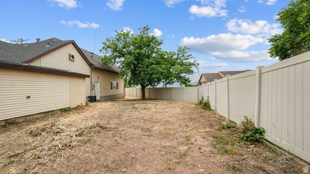 960 W 100 S, Orem, UT 84058