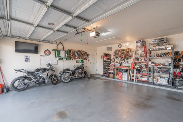 2405 Chadsford Lane, Yukon, OK 73099