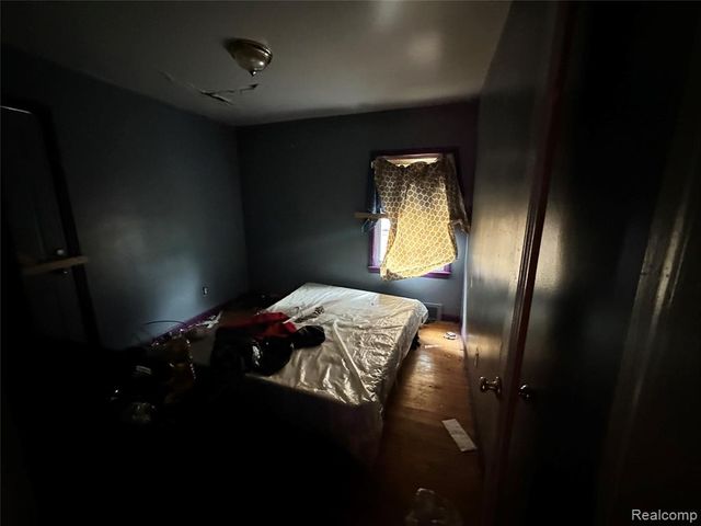 15620 Park Grove Street, Detroit, MI 48205