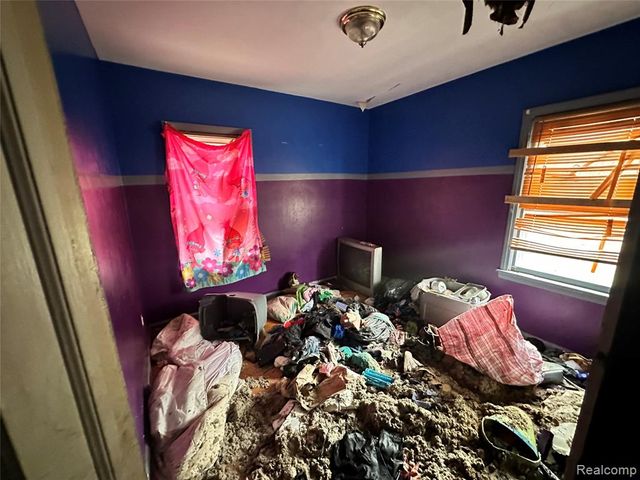 15620 Park Grove Street, Detroit, MI 48205