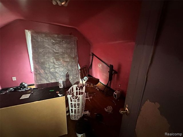 15620 Park Grove Street, Detroit, MI 48205