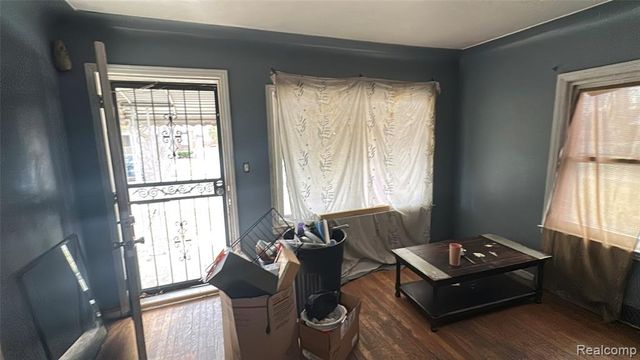 15620 Park Grove Street, Detroit, MI 48205