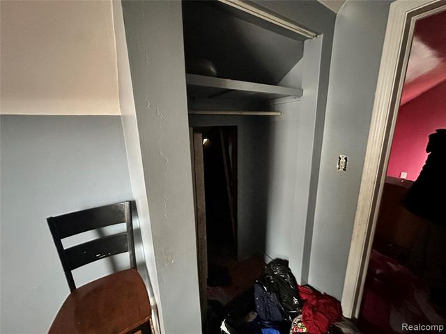 15620 Park Grove Street, Detroit, MI 48205