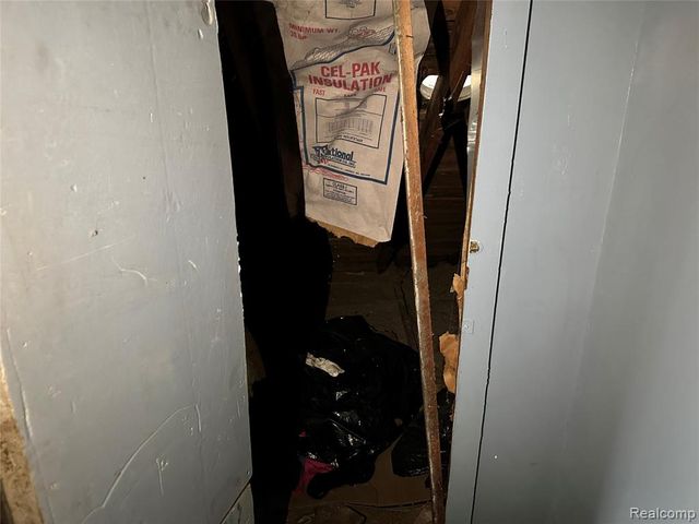 15620 Park Grove Street, Detroit, MI 48205