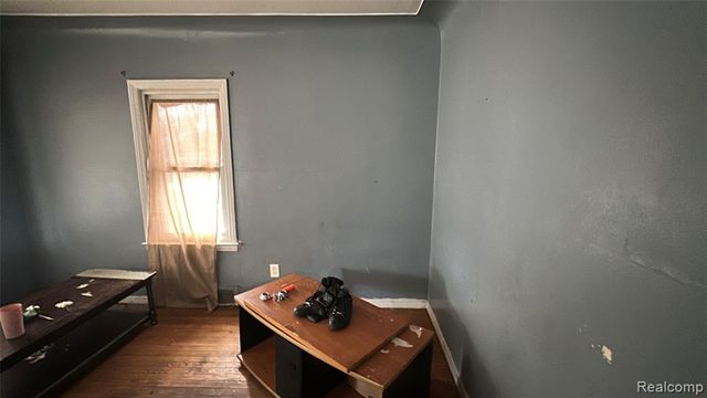 15620 Park Grove Street, Detroit, MI 48205