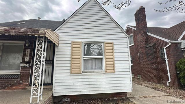 15620 Park Grove Street, Detroit, MI 48205