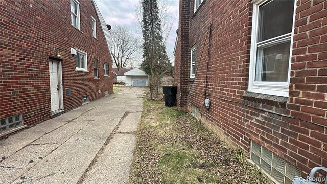 15620 Park Grove Street, Detroit, MI 48205