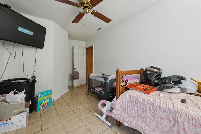 905 Shaw Street, Des Moines, IA 50309