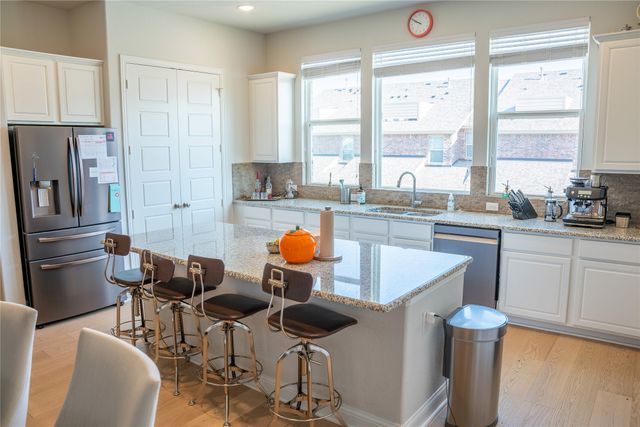 1005 Boyd Lane, Euless, TX 76040