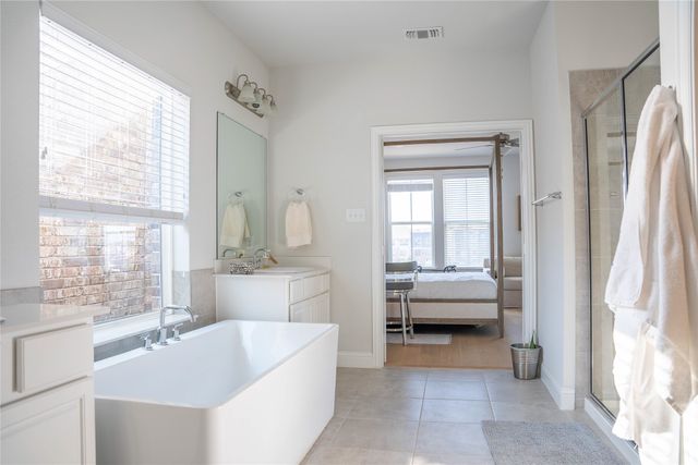 1005 Boyd Lane, Euless, TX 76040