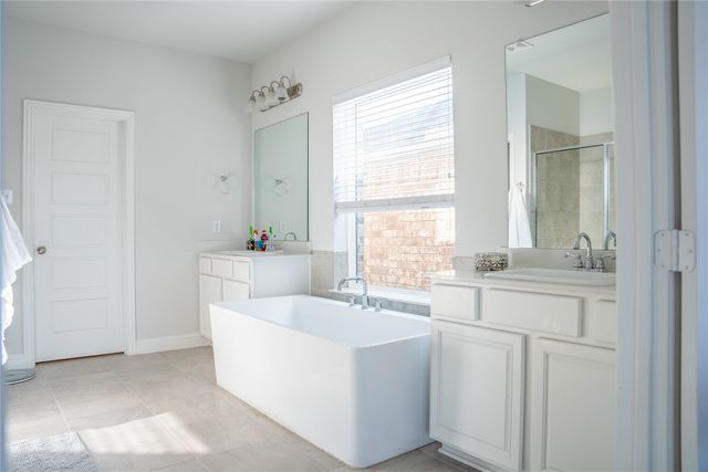 1005 Boyd Lane, Euless, TX 76040