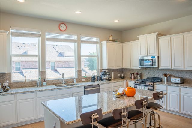 1005 Boyd Lane, Euless, TX 76040