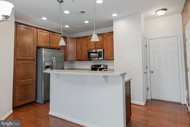 9431 STONEWALL RD, Manassas, VA 20110
