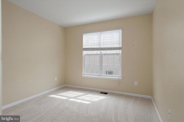 9431 STONEWALL RD, Manassas, VA 20110