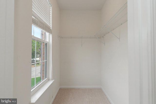 9431 STONEWALL RD, Manassas, VA 20110