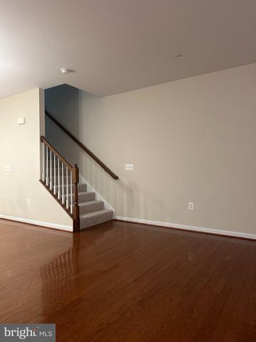 9431 STONEWALL RD, Manassas, VA 20110