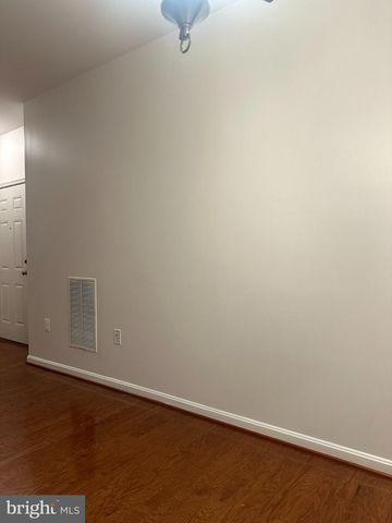 9431 STONEWALL RD, Manassas, VA 20110