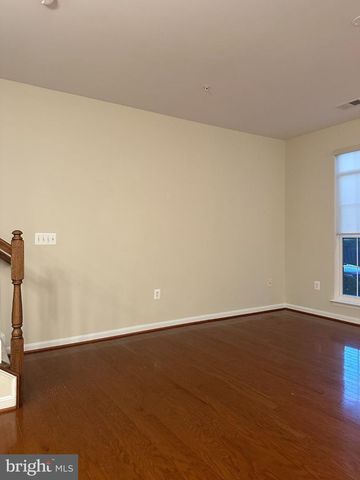9431 STONEWALL RD, Manassas, VA 20110