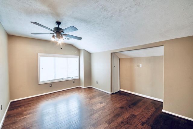 2502 Lake Gardens Court, Kingwood, TX 77339