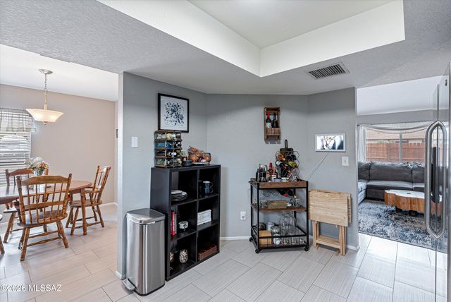 4700 N Woodside Drive, Tucson, AZ 85705