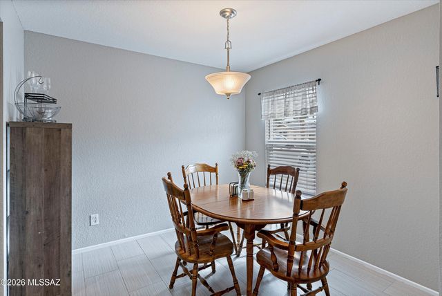 4700 N Woodside Drive, Tucson, AZ 85705