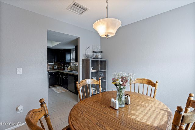 4700 N Woodside Drive, Tucson, AZ 85705