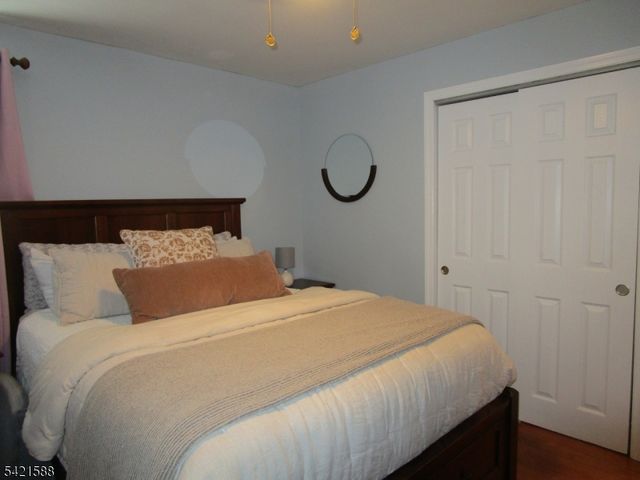 345 Redmont Rd, North Plainfield Boro, NJ 07063