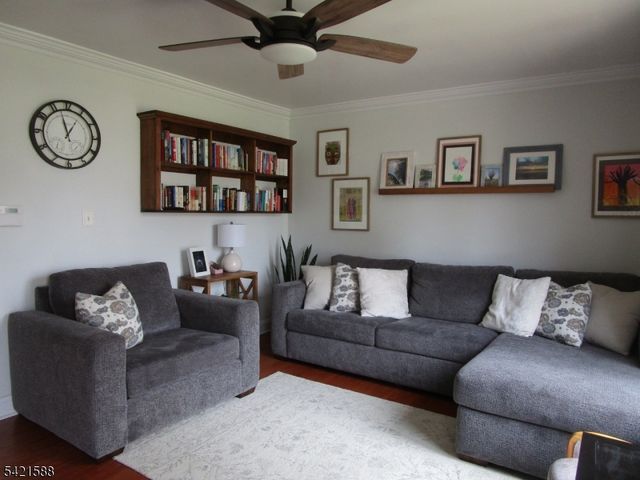 345 Redmont Rd, North Plainfield Boro, NJ 07063