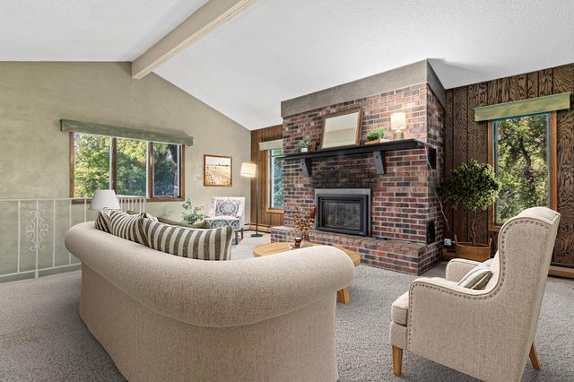 4236 Rice Street, Shoreview, MN 55126