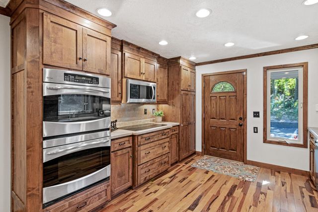 4236 Rice Street, Shoreview, MN 55126
