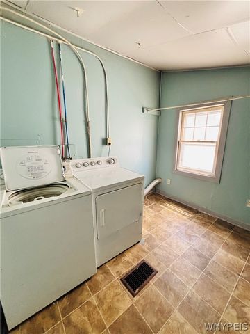 238 Benzinger Street, Buffalo, NY 14206