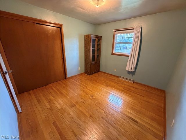 184 Circle View Drive, New Middletown, OH 44442
