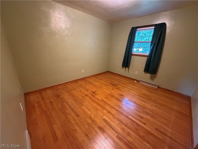 184 Circle View Drive, New Middletown, OH 44442