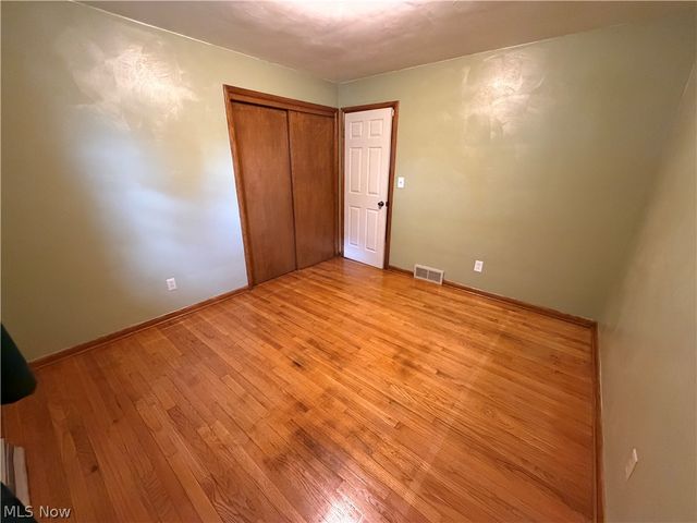 184 Circle View Drive, New Middletown, OH 44442
