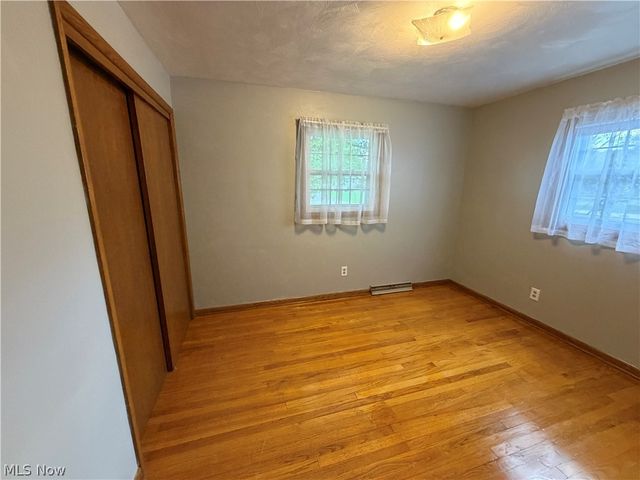 184 Circle View Drive, New Middletown, OH 44442