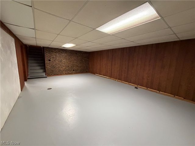184 Circle View Drive, New Middletown, OH 44442